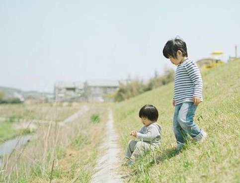 详解青少年的痘痘与成年的痘痘（痤疮）区别